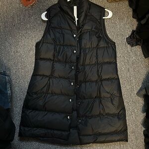 Lululemon Vest Size 8 EXCELLENT CONDITION